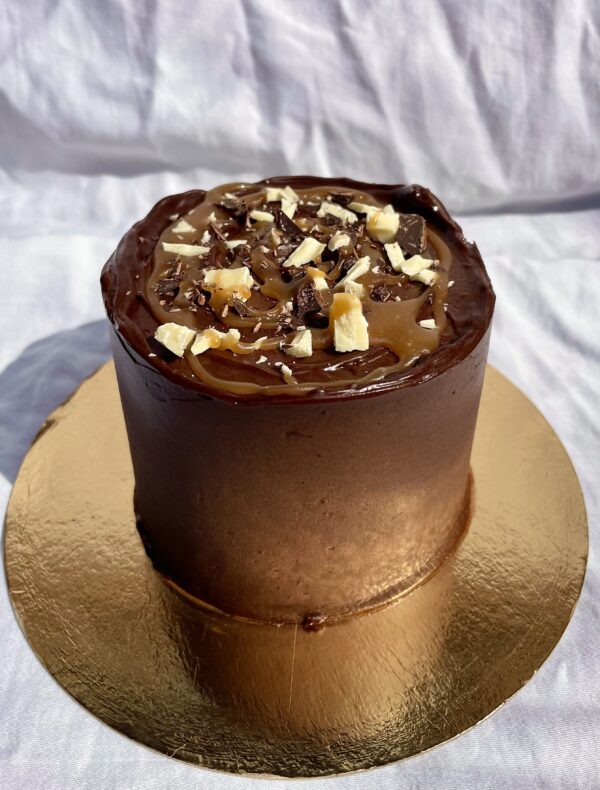 Azmud Bakehouse Cake Images